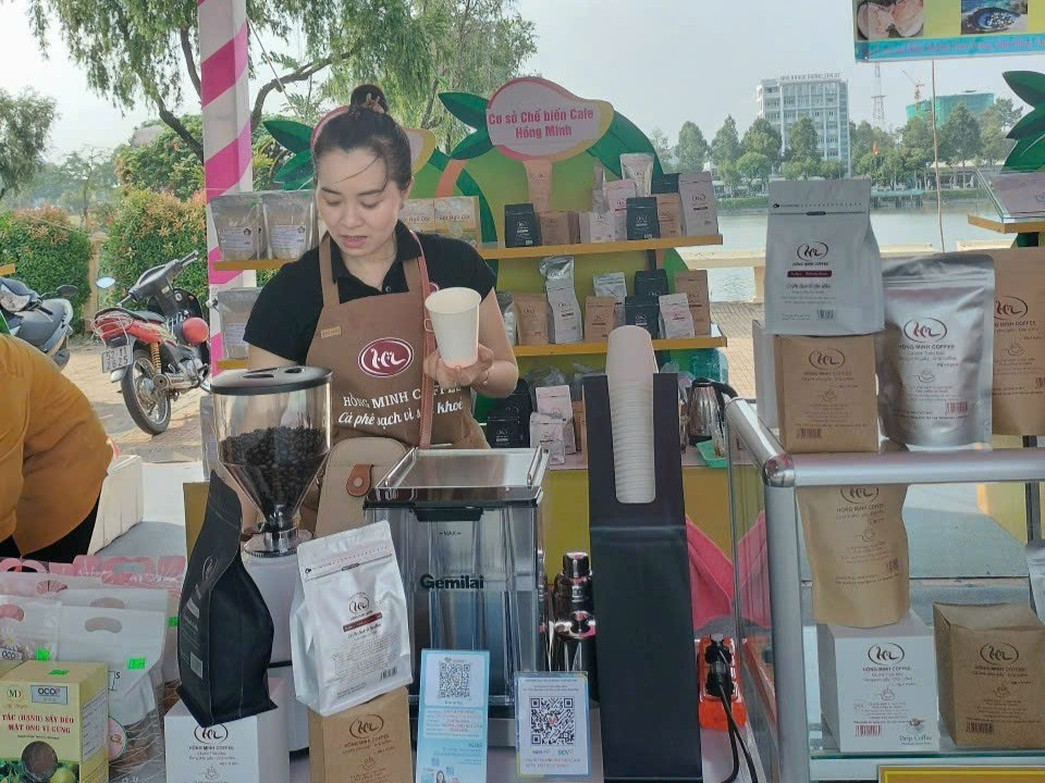 1. Hồng Minh Coffee đồng hành Cùng Ngày Hội Kết Nối Khởi Nghiệp Cao Lãnh 2025 – Ươm Mầm Ý Tưởng, Kiến Tạo Tương Lai
